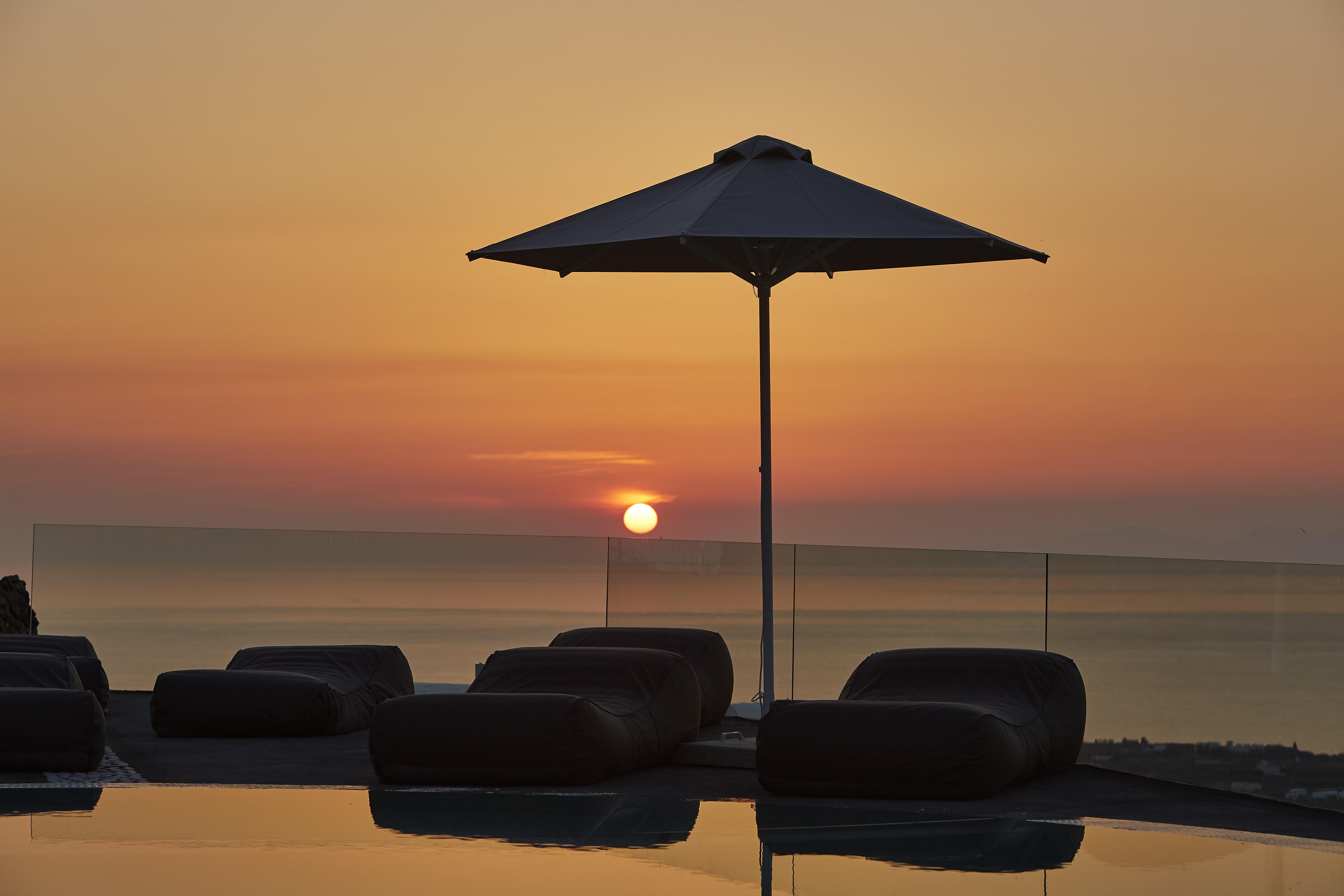 Aperanto Suites Oía Buitenkant foto